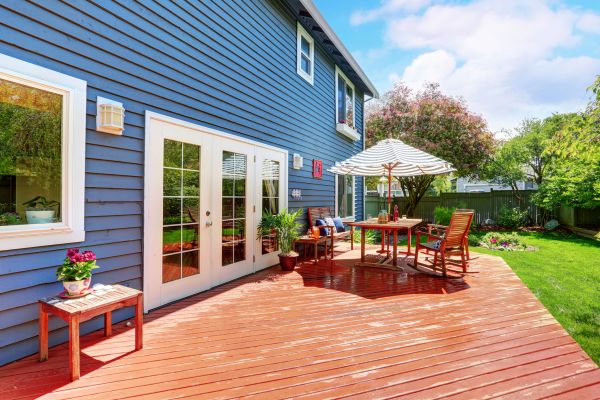 Blue Siding Installation in Eau Claire